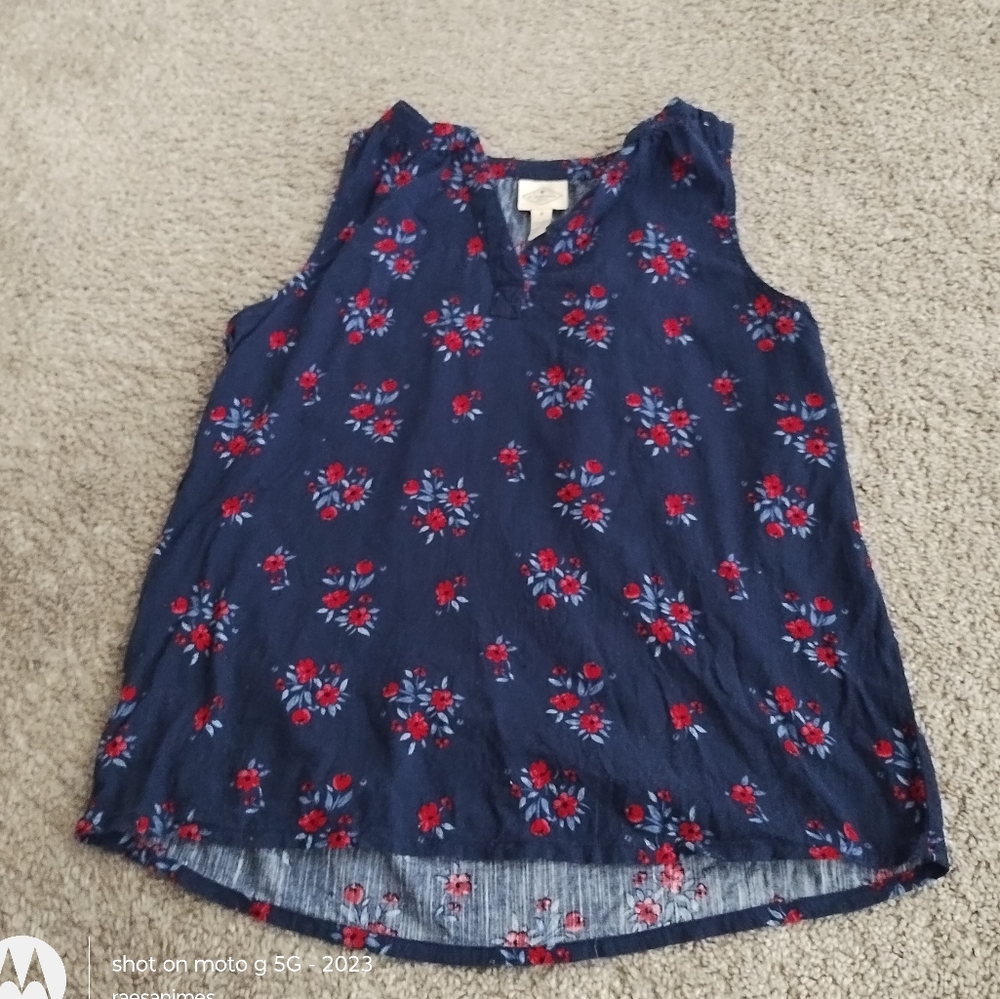 St. John's Bay Navy and Red Floral Top